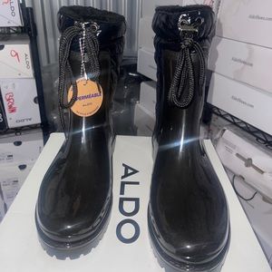 Brand New Womens Aldo Snow Boot Size 6,6.5,8.5,10